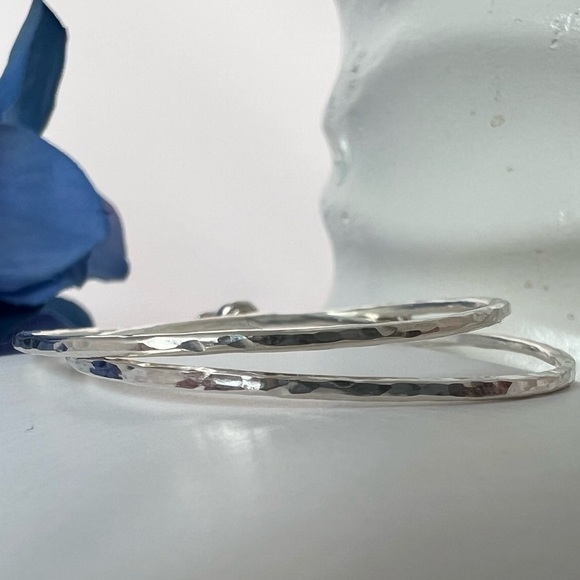 Artisan Sterling Silver Hammered Hoops .925 - Picture 9 of 14